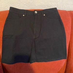 Divided skirt size 6